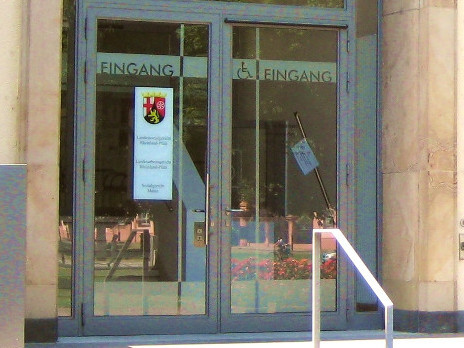 Eingang SG, LSG und LAG